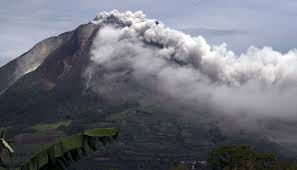 Mt. Kelud Eruption Mt. Kelud (Source: Tempo)
